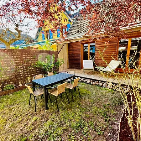 Chez Luce, Jardin, Parking, Europa-park بيت للعطل